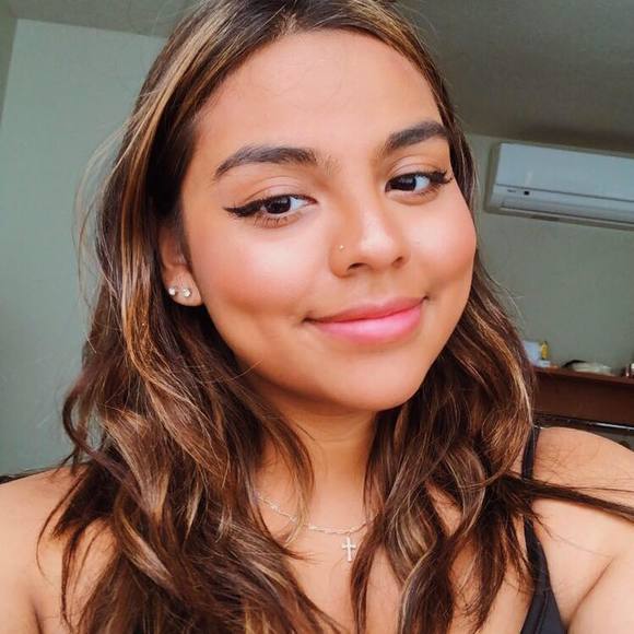 Meet your Posher, Shauna - Picture 1 of 1